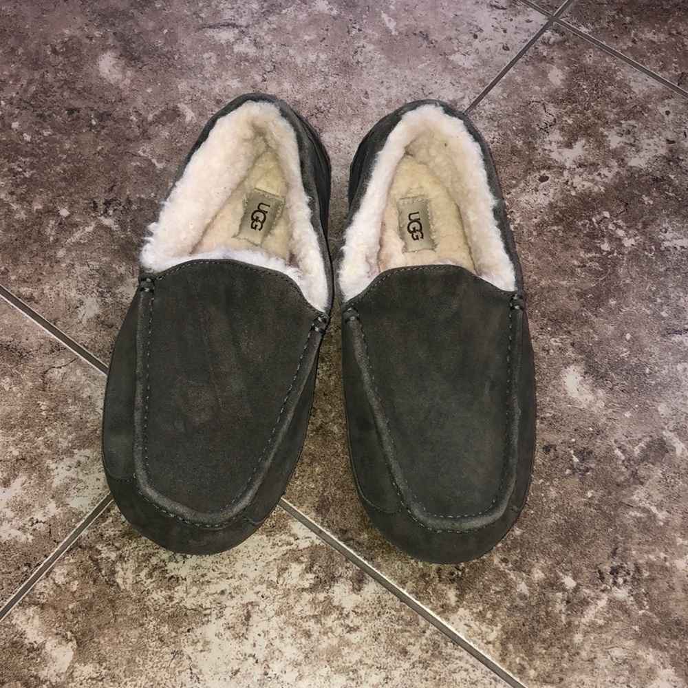 Ugg Ascot Slipper